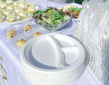 Un brindisi al successo: celebrare la laurea con stile Un brindisi al successo: celebrare la laurea con stile